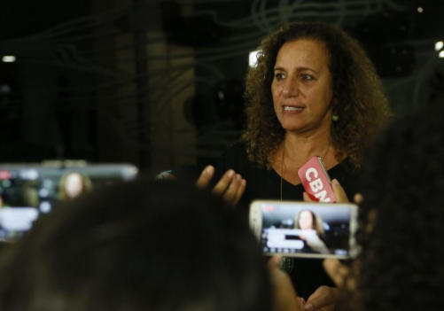 Jandira diz que grampo de Moro viola a democracia
