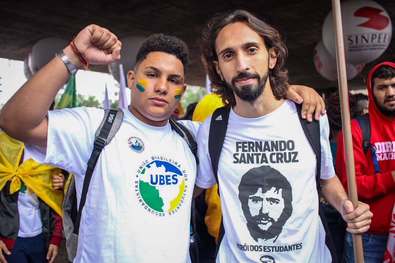 Os presidentes da Ubes, Pedro Gorki, e da UNE, Iago Montalvão, no ato na Avenida Paulista